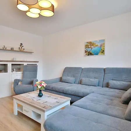 Poststrasse 56 Poststrasse 56 1 Sommerwind *