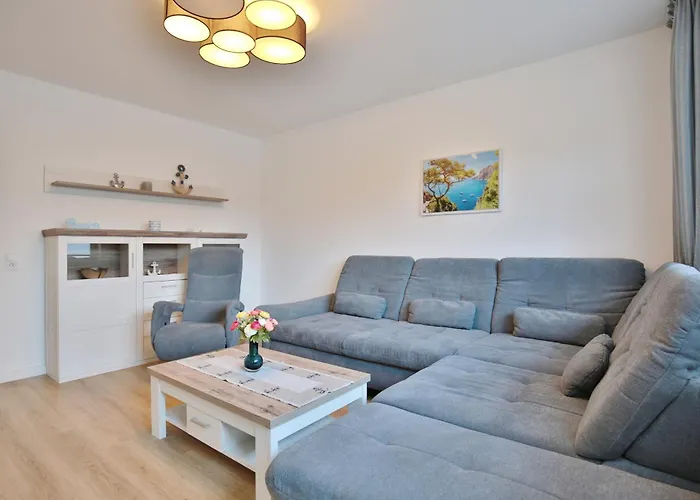 Poststrasse 56 Poststrasse 56 1 Sommerwind *