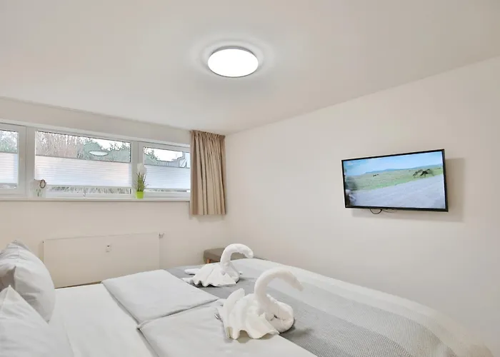 Poststrasse 56 Poststrasse 56 1 Sommerwind