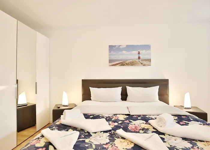 Poststrasse 56 Poststrasse 56 1 Sommerwind