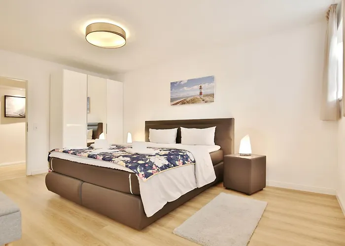 Poststrasse 56 Poststrasse 56 1 Sommerwind