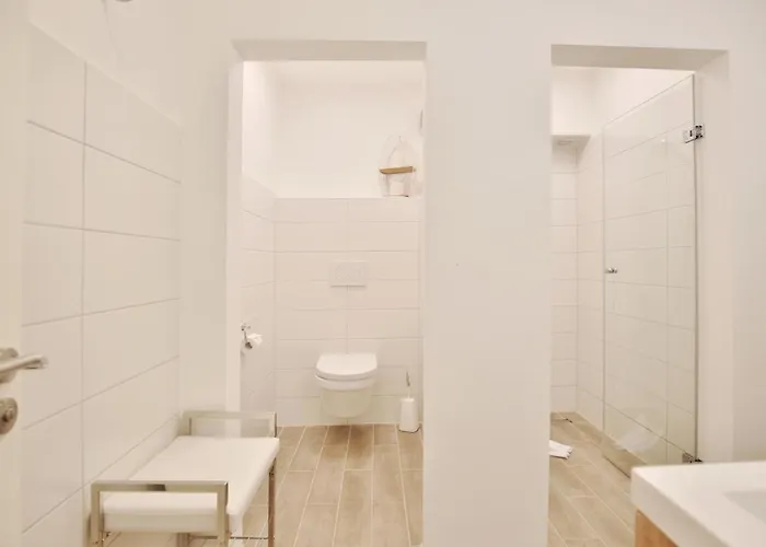 Poststrasse 56 Poststrasse 56 1 Sommerwind